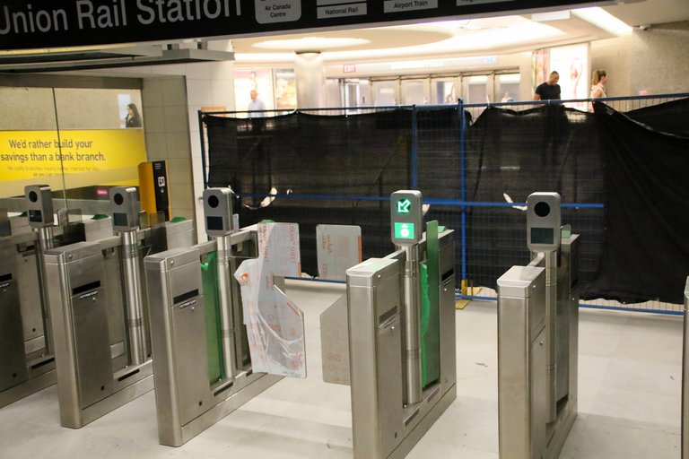 TTC Unveils Plans for “Smart” Fare Gates